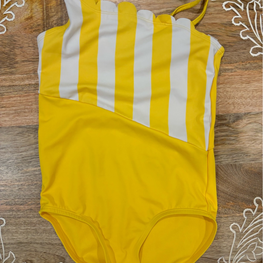 Justice bathing suit👙